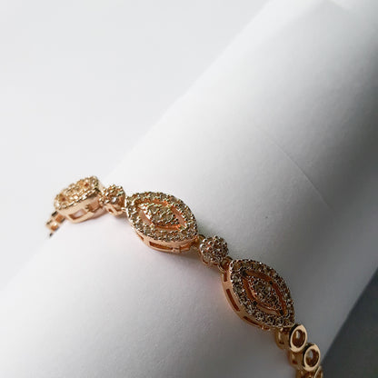 Gold Opulent Trio Bracelet